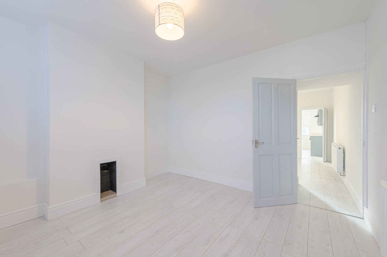 Terraced House for sale in Burntwood, Queen Street, Burntwood, 797 m²