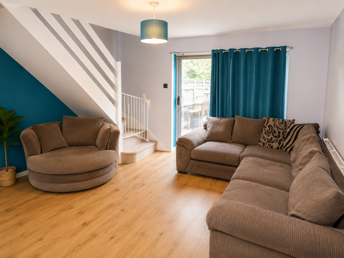 Semi Detached House in Crawley