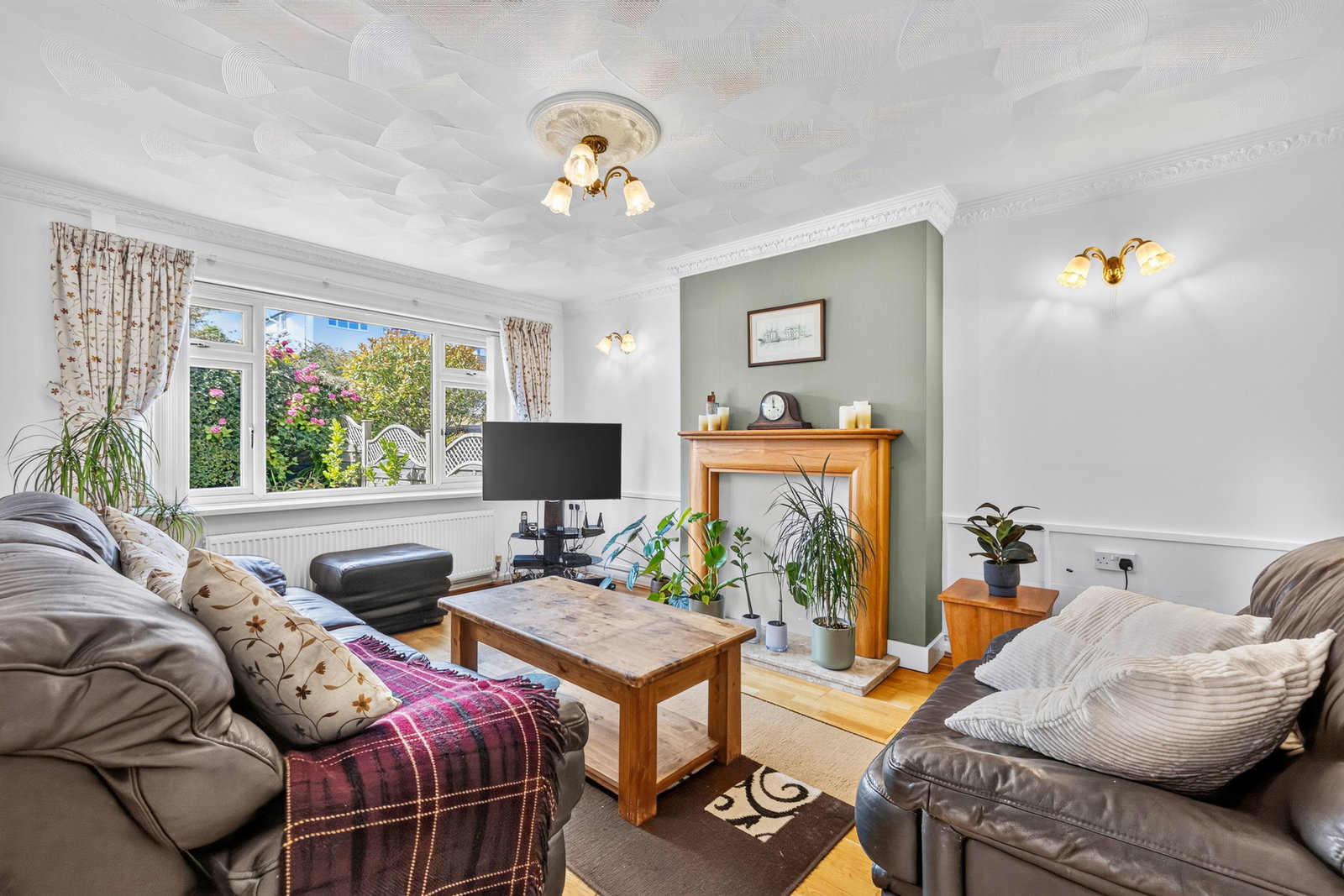 Semi Detached House in Swansea