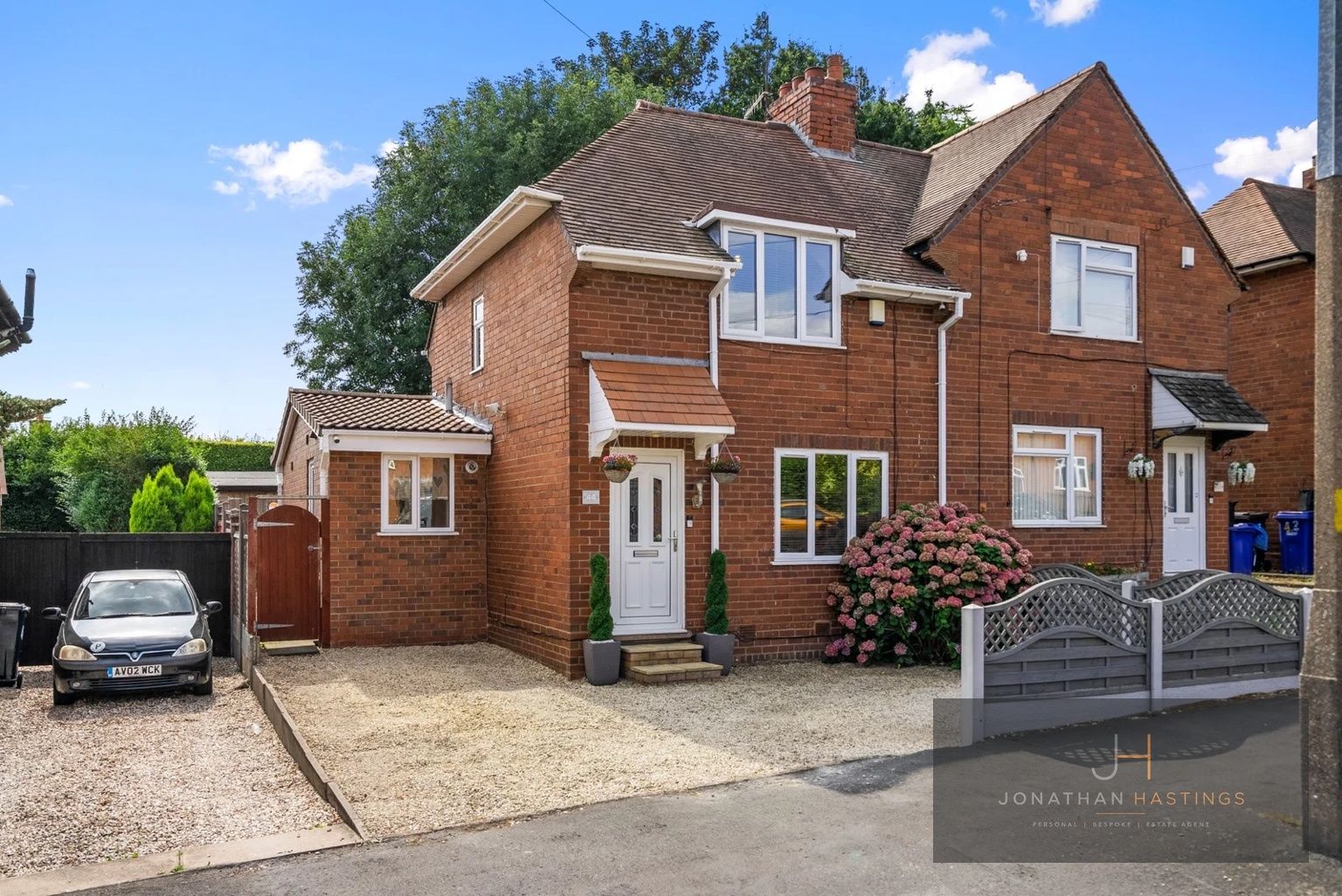 Semi Detached House for sale in Brierley Hill, Thornhill Road, Brierley Hill, DY5 2XQ