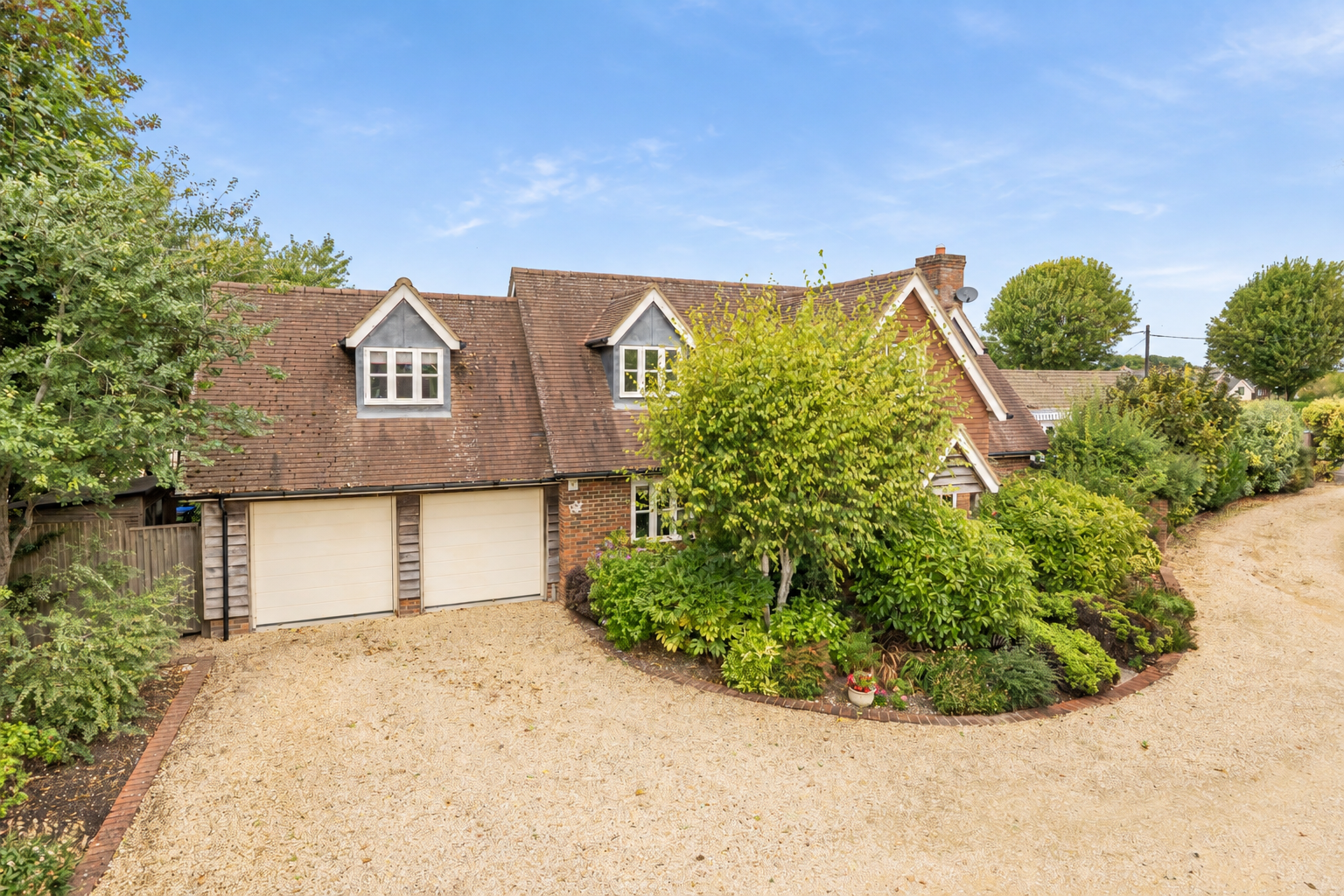Detached House for sale in Salisbury, The Paddock, Gomeldon, Salisbury, SP4, 2792 m²