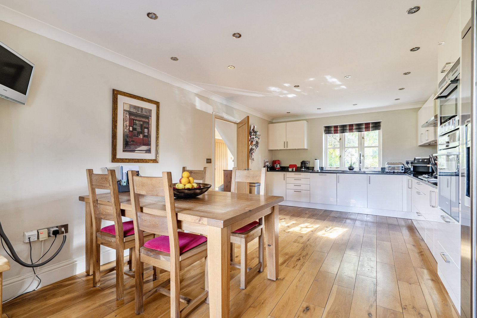 Detached House for sale in Salisbury, The Paddock, Gomeldon, Salisbury, SP4, 2792 m²