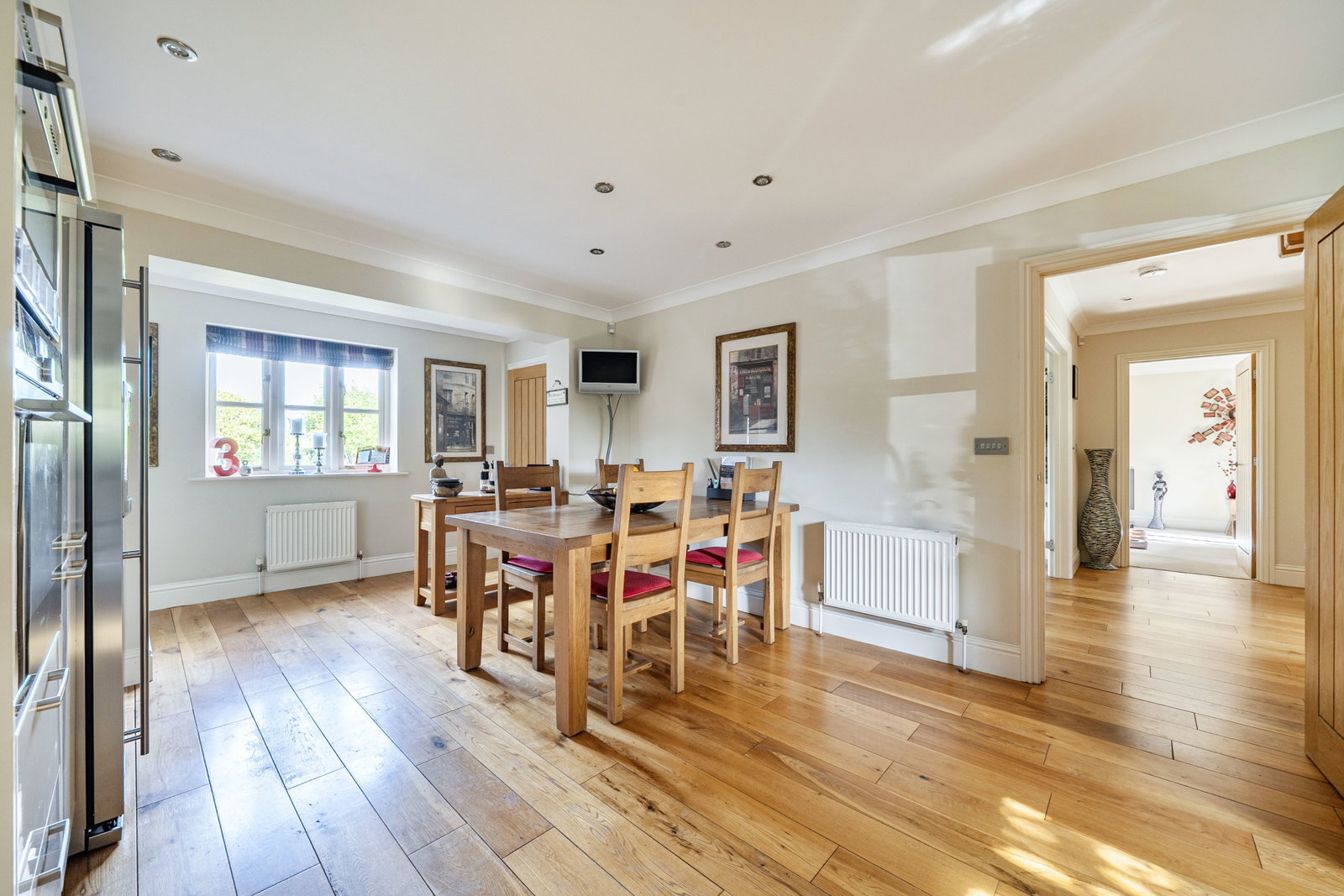 Detached House for sale in Salisbury, The Paddock, Gomeldon, Salisbury, SP4, 2792 m²