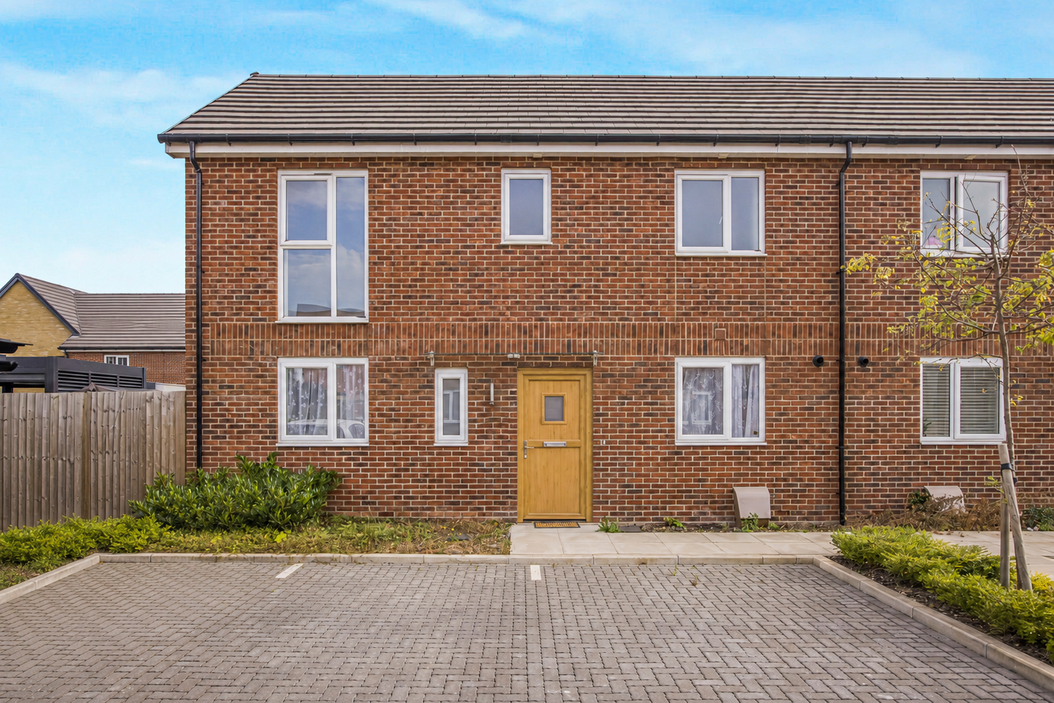 Semi Detached House in West Thurrock