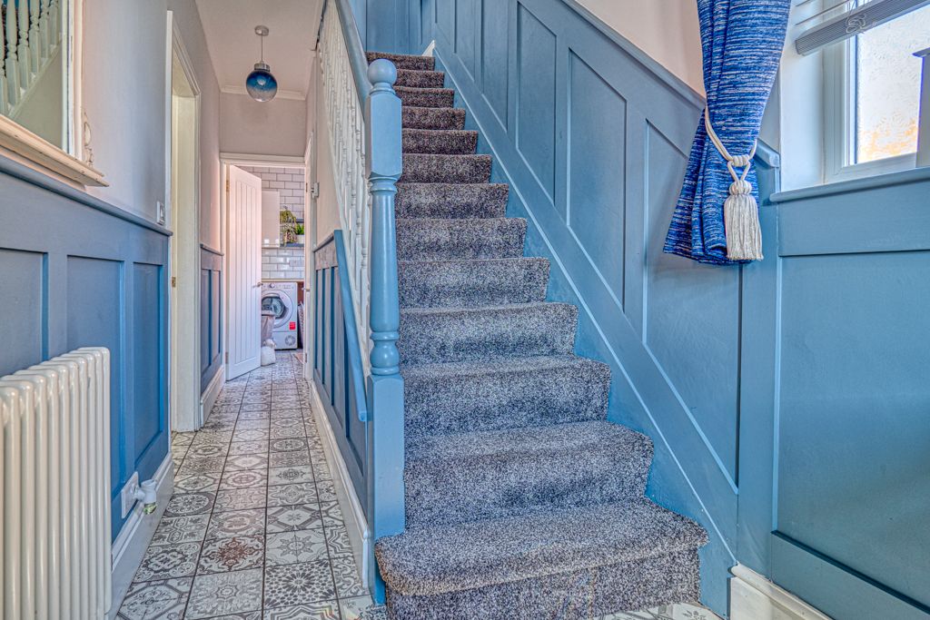 Semi Detached House in Nottingham