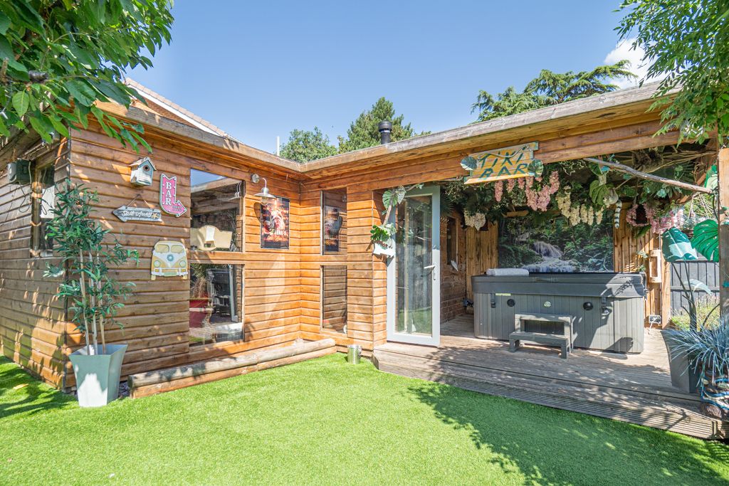 Semi Detached House in Nottingham