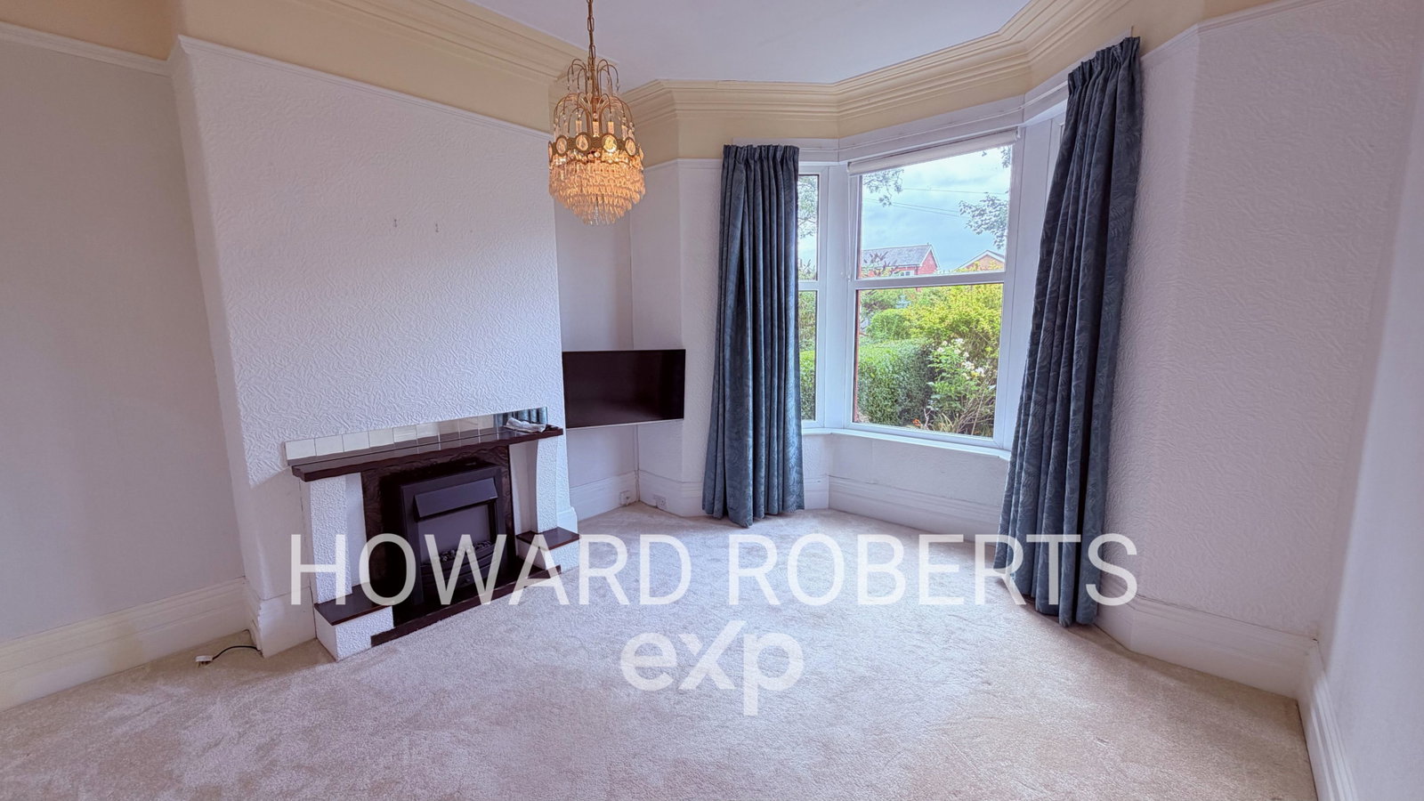 Semi Detached House in Preston