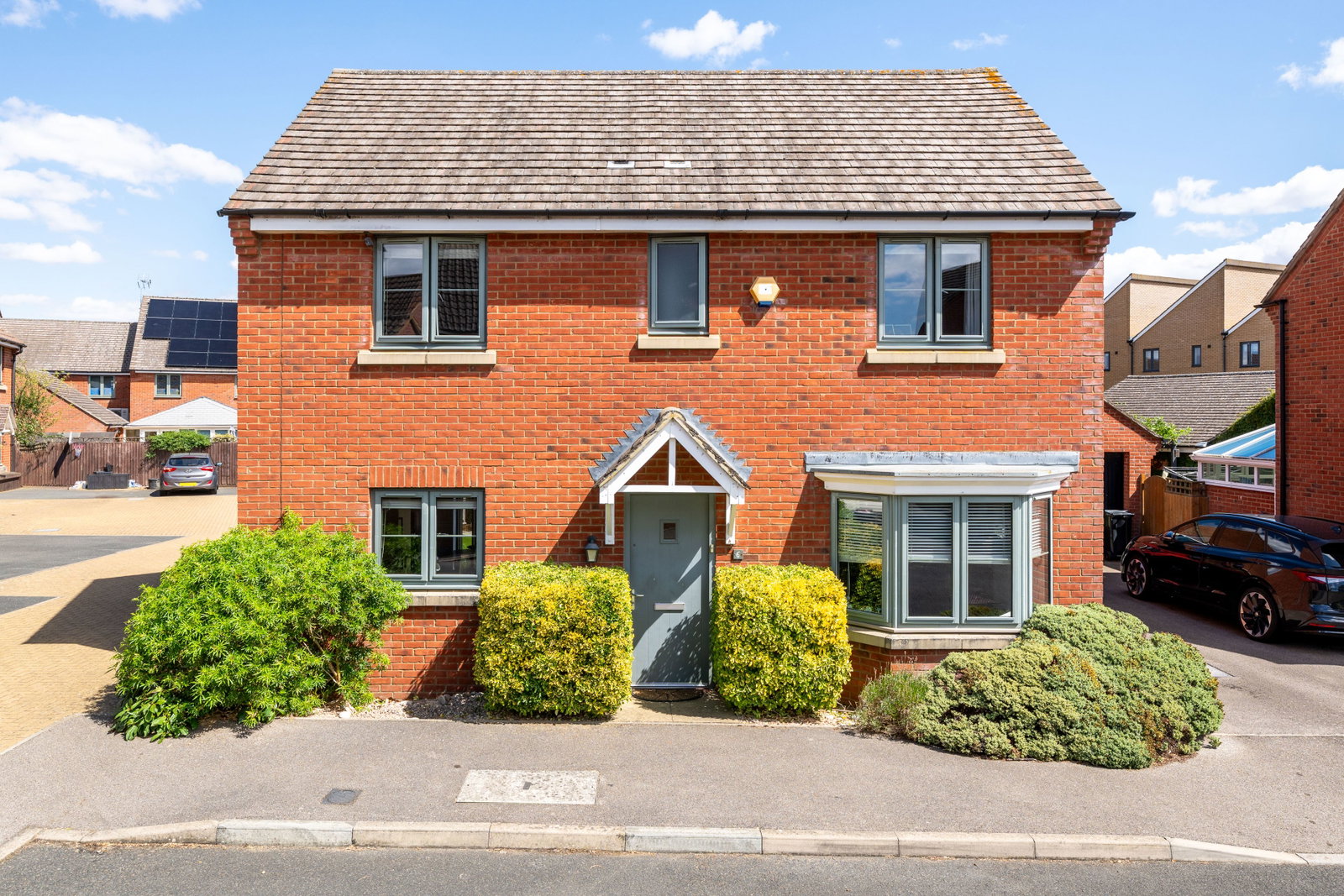 Detached House in Milton Keynes