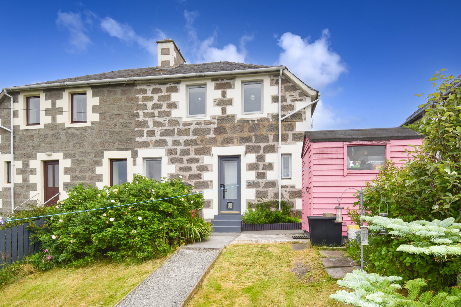 Semi Detached House in Shetland