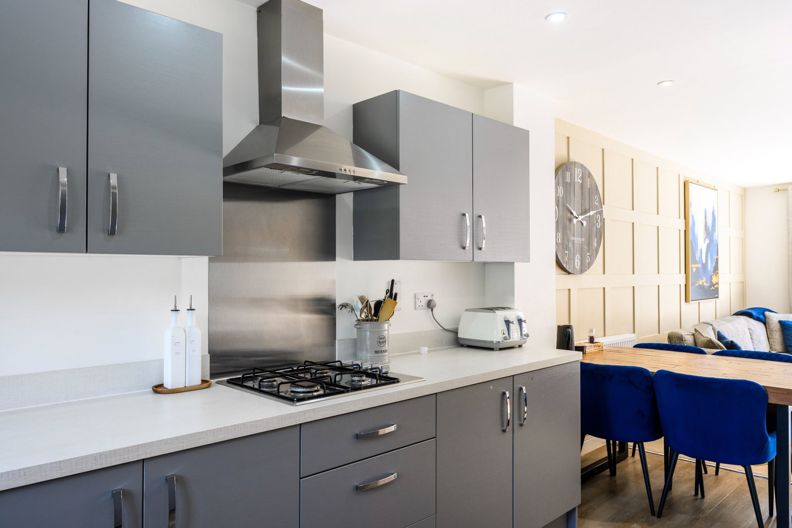 Semi Detached House in Stone 3