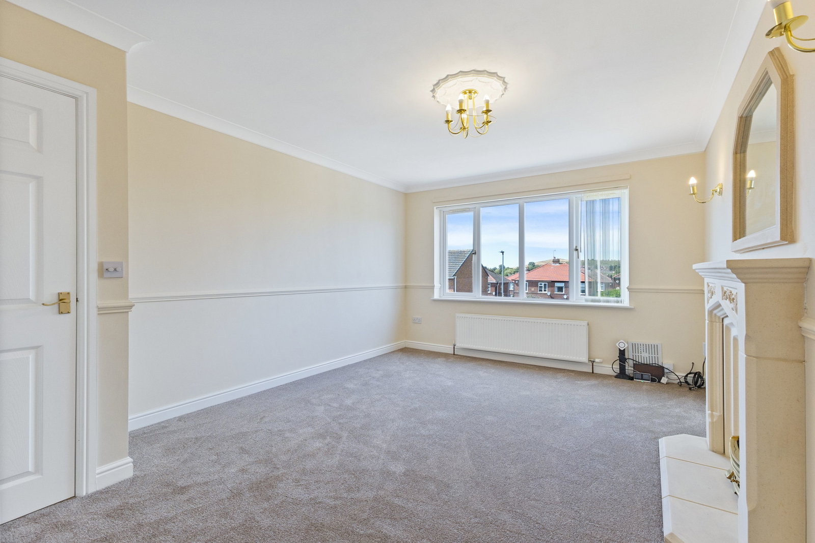 Semi Detached Bungalow for sale in Pontefract, Queensway Place, Pontefract, 599 m²