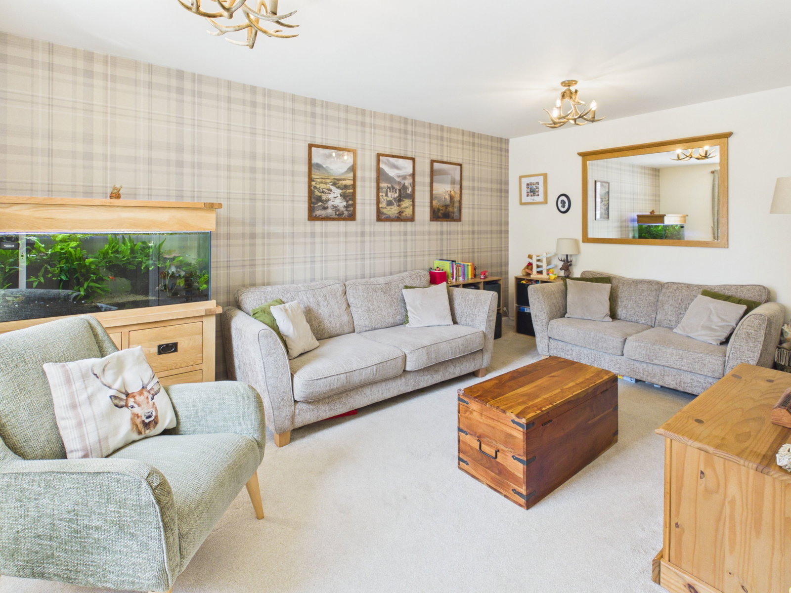 Detached House for sale in Nantwich, Meadowside Drive, Henhull, Nantwich, Cheshire, CW5 6YG £375,000