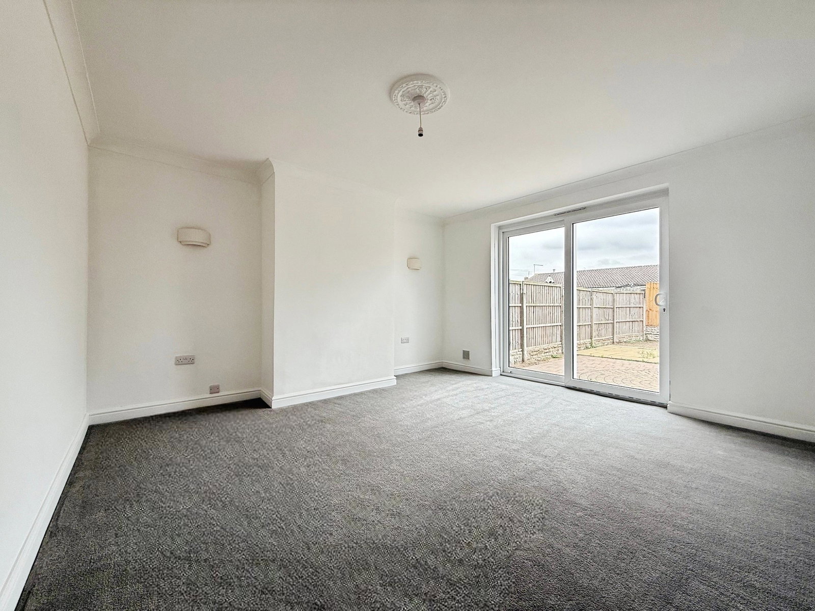 Semi Detached House in Doncaster