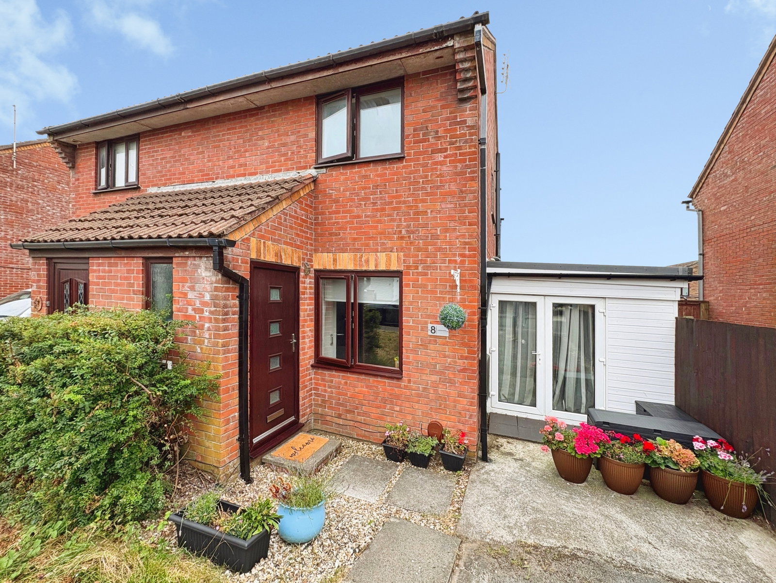 Semi Detached House in Porthcawl