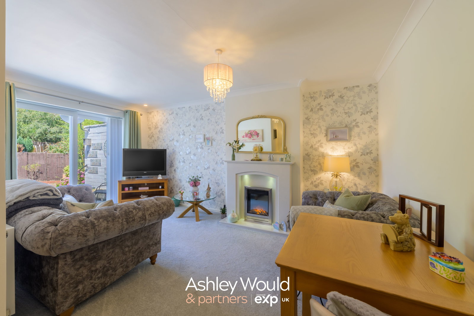Semi Detached Bungalow in Redditch