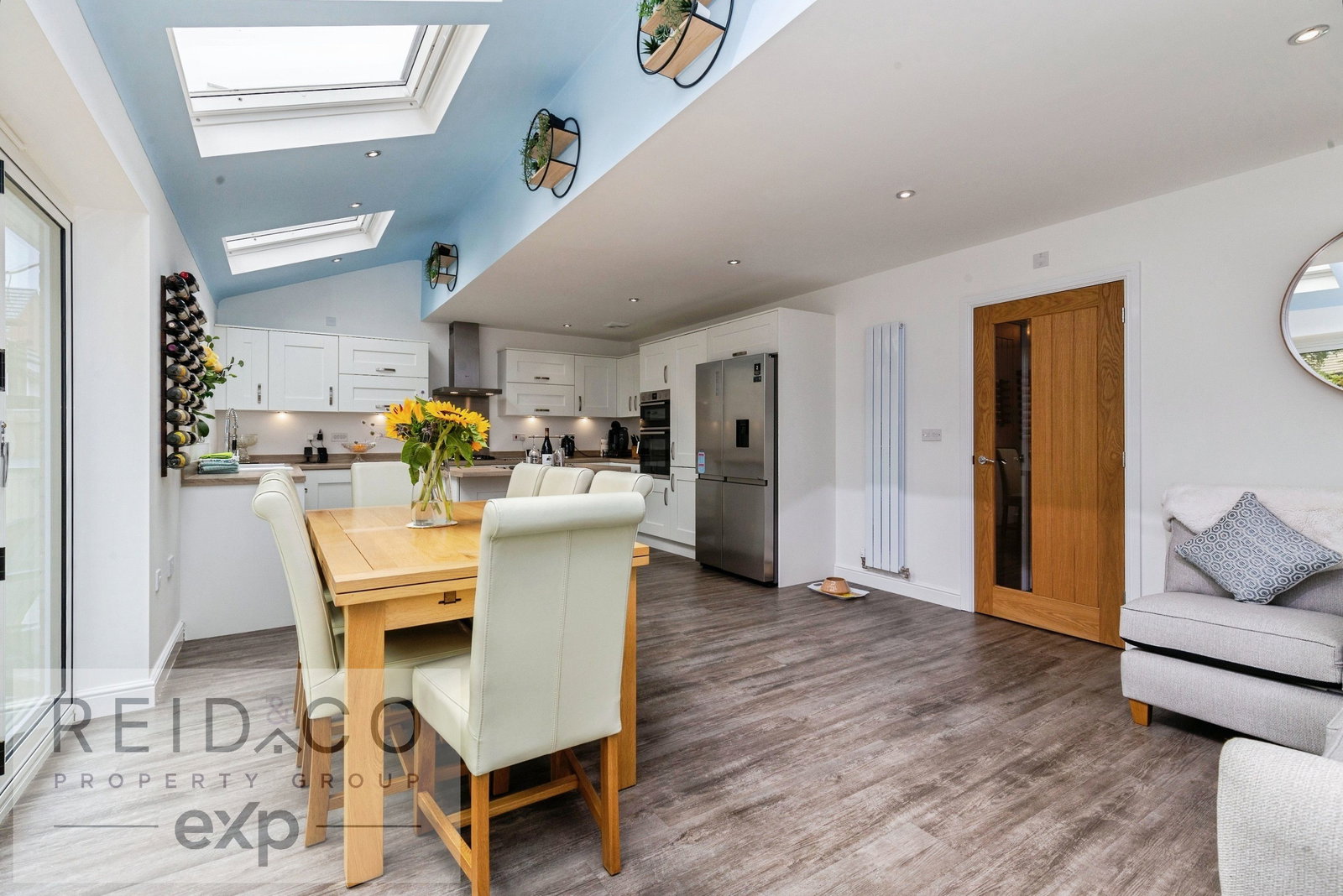 Detached House for sale in Preston, Daresbury Close, Cottam, Preston, PR4 0QT, 1509 m²