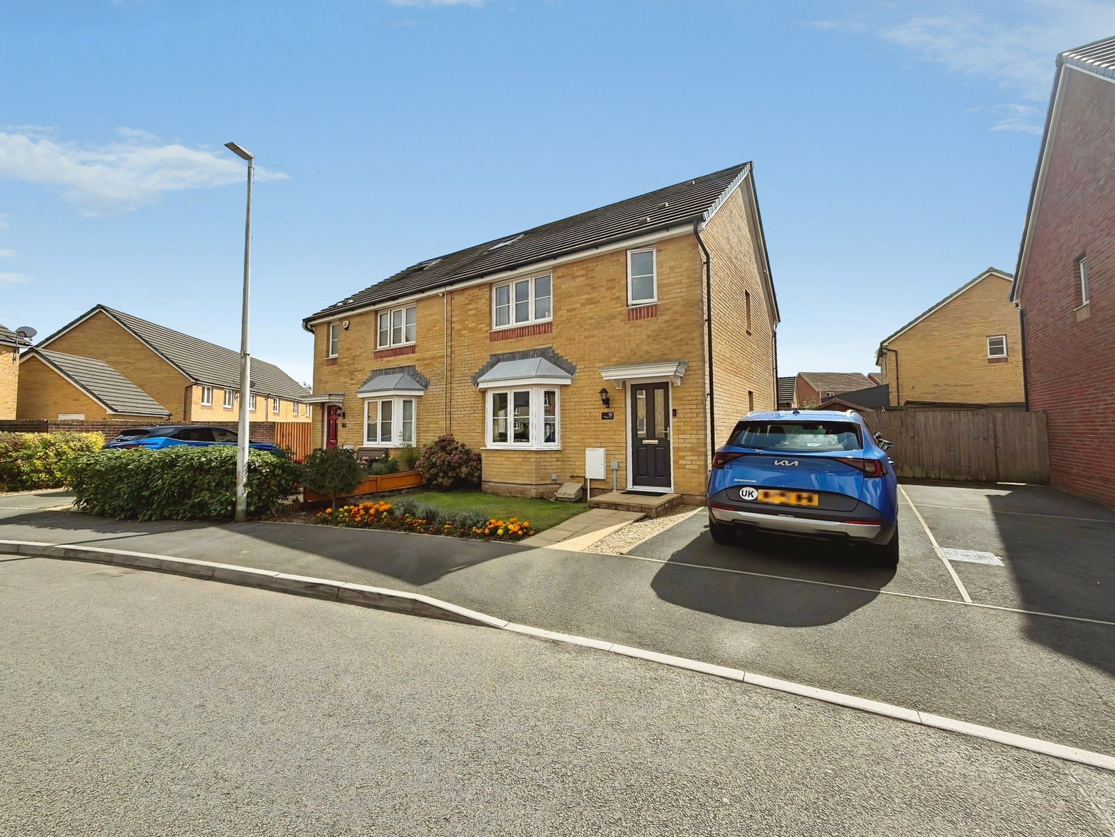 Semi Detached House for sale in Swansea, Ffordd Y Meillion, Penllergaer, Swansea, SA4 9FE