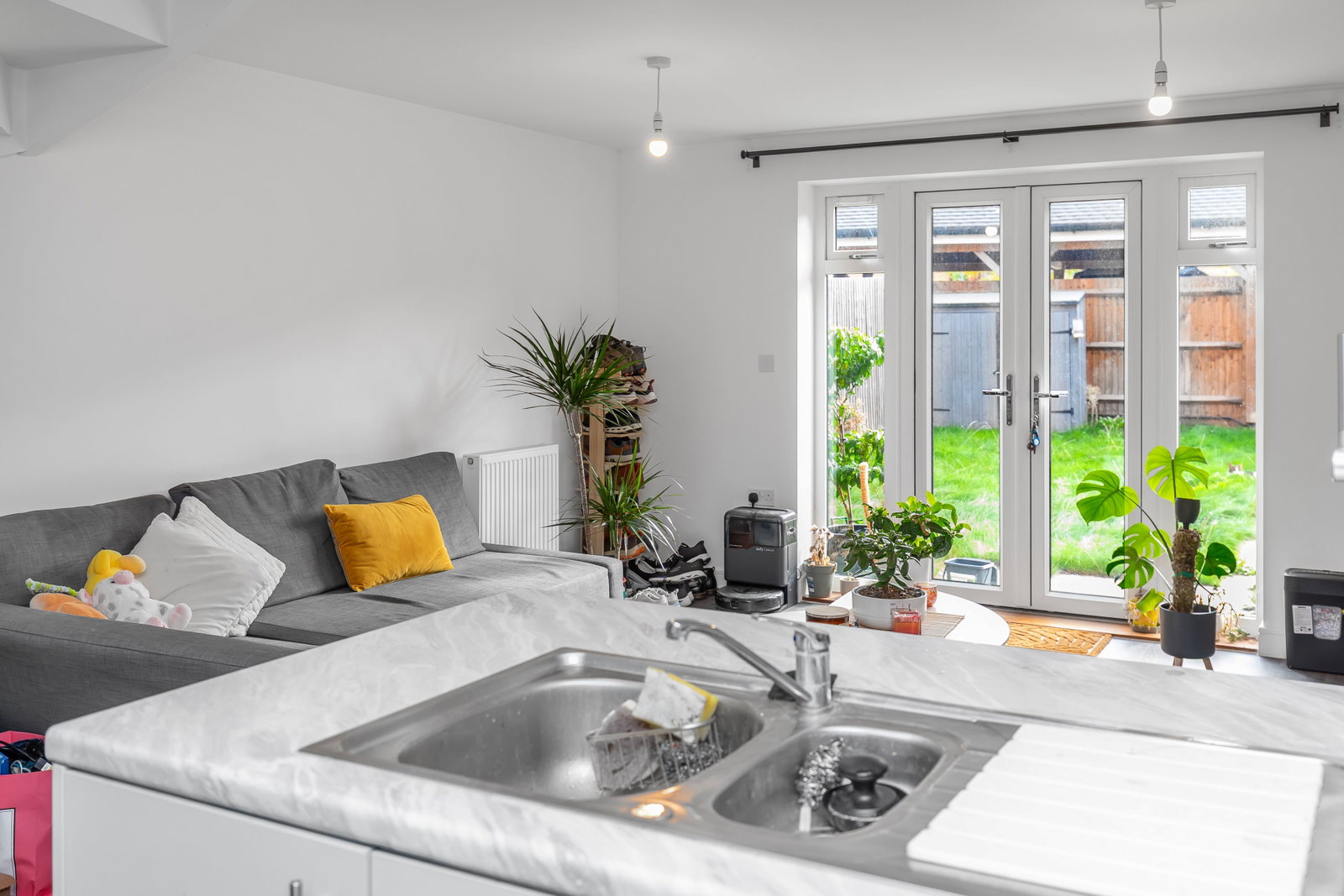 Semi Detached House for sale in Bordon, Mulberry Walk, Bordon, GU35