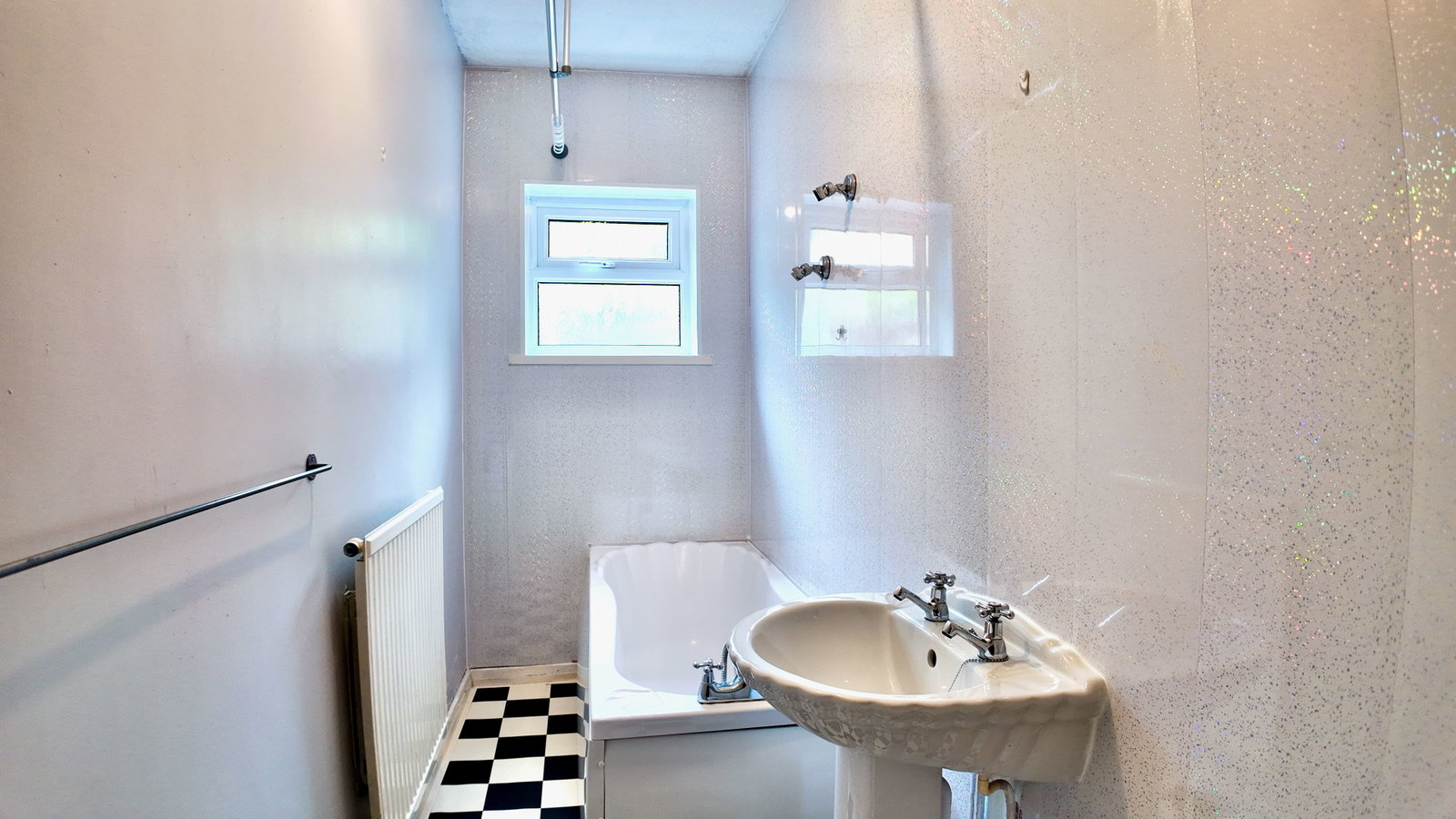 Terraced House for sale in Blackwood, Edward Street, Fairview, NP12, 807 m²