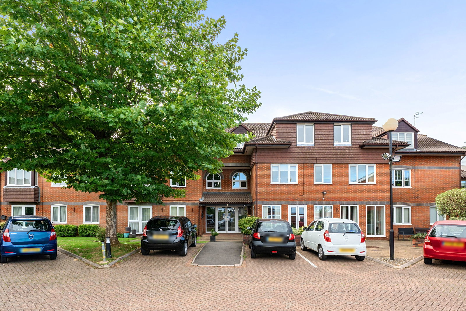 Flat for sale in Bushey, Herne Court, Richfield Road, Bushey, WD23