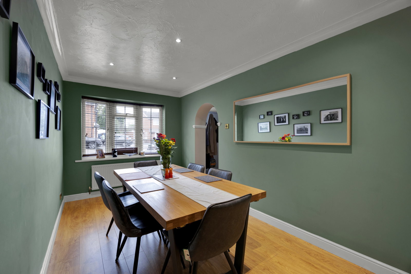 Detached House for sale in Sandbach, Holly Heath Close, Sandbach, CW11 4HU