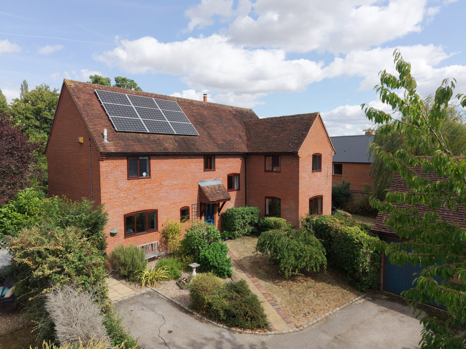 Detached House for sale in Buckingham, Adstock, 2362 m²