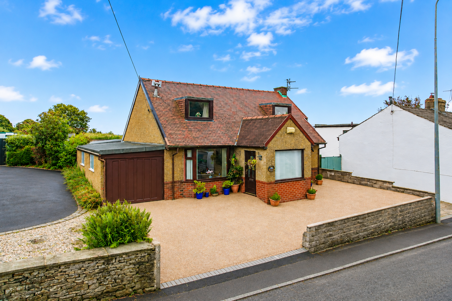 Detached House in Blackburn