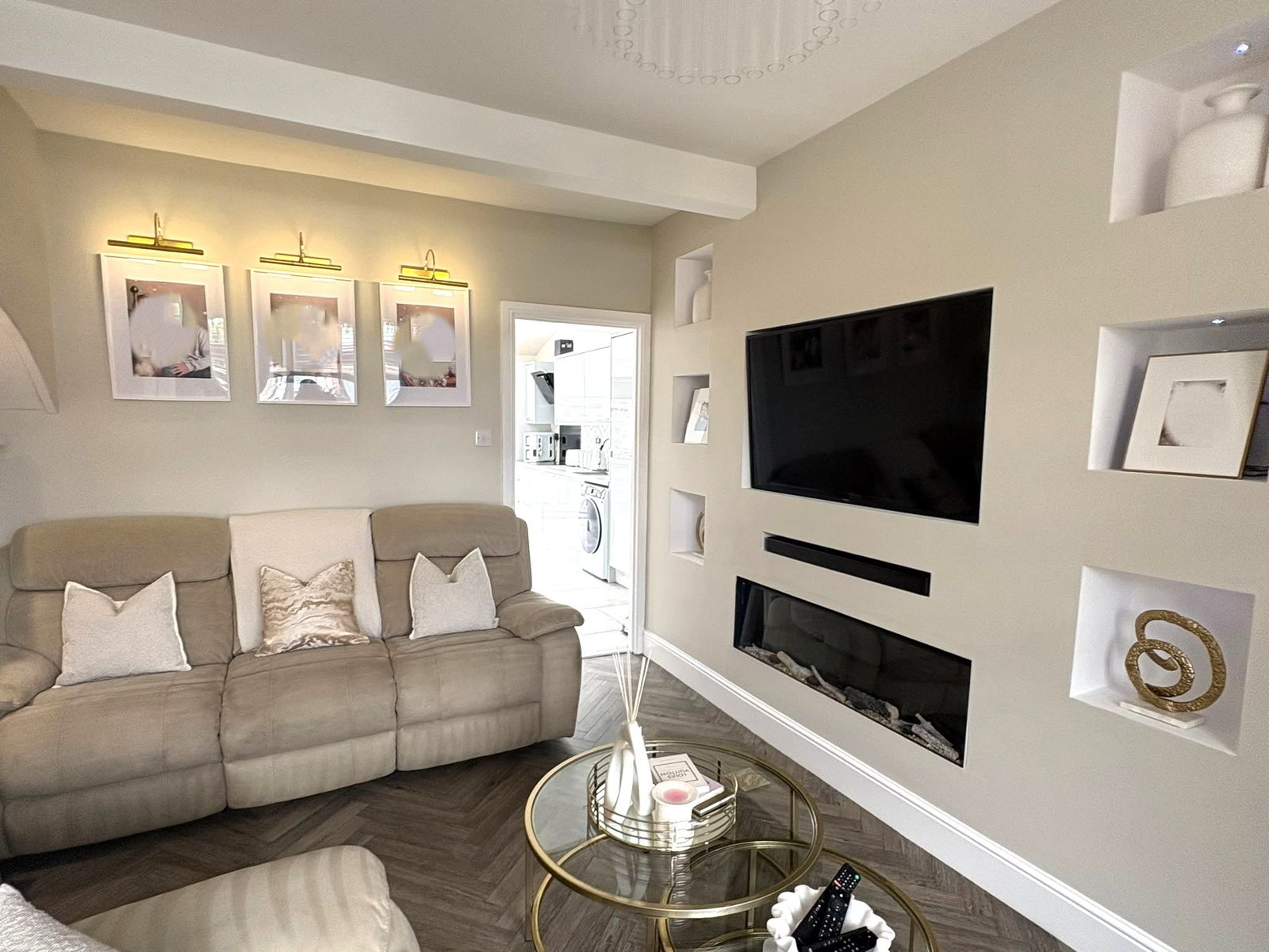 Semi Detached House for sale in Stockport, Kingsway, Bredbury, Stockport, SK6 2PB