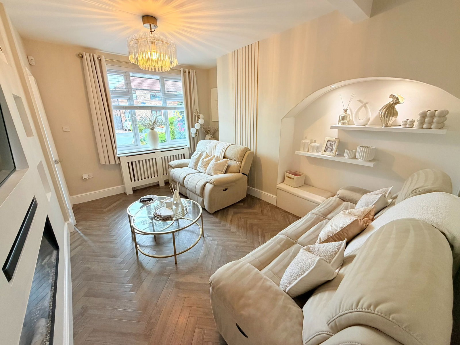 Semi Detached House for sale in Stockport, Kingsway, Bredbury, Stockport, SK6 2PB