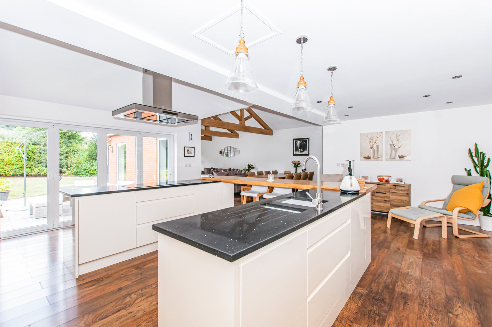 Detached House for sale in Beverley, Victoria Road Beverley