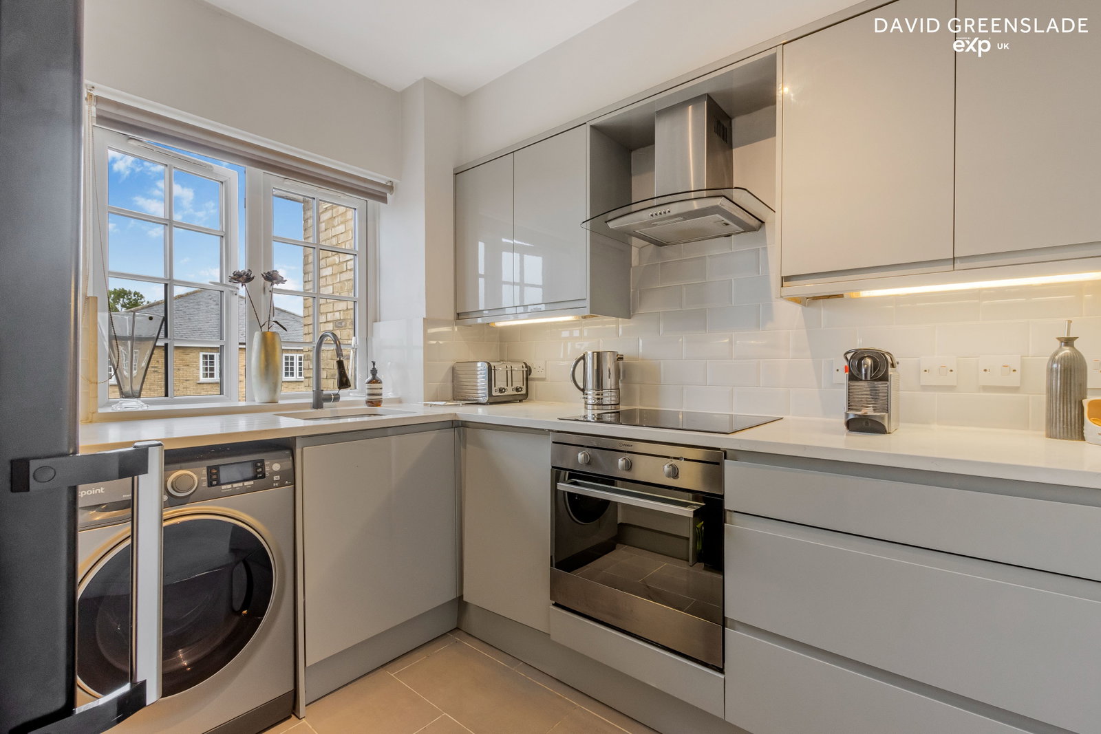 Flat for sale in London, Elizabeth Fry Place, SE18 4LA