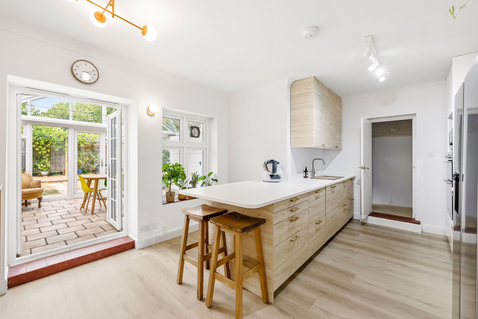 Detached House for sale in Haywards Heath, The Coach House, Balcombe Road, Haywards Heath, West Sussex, RH16 1PB