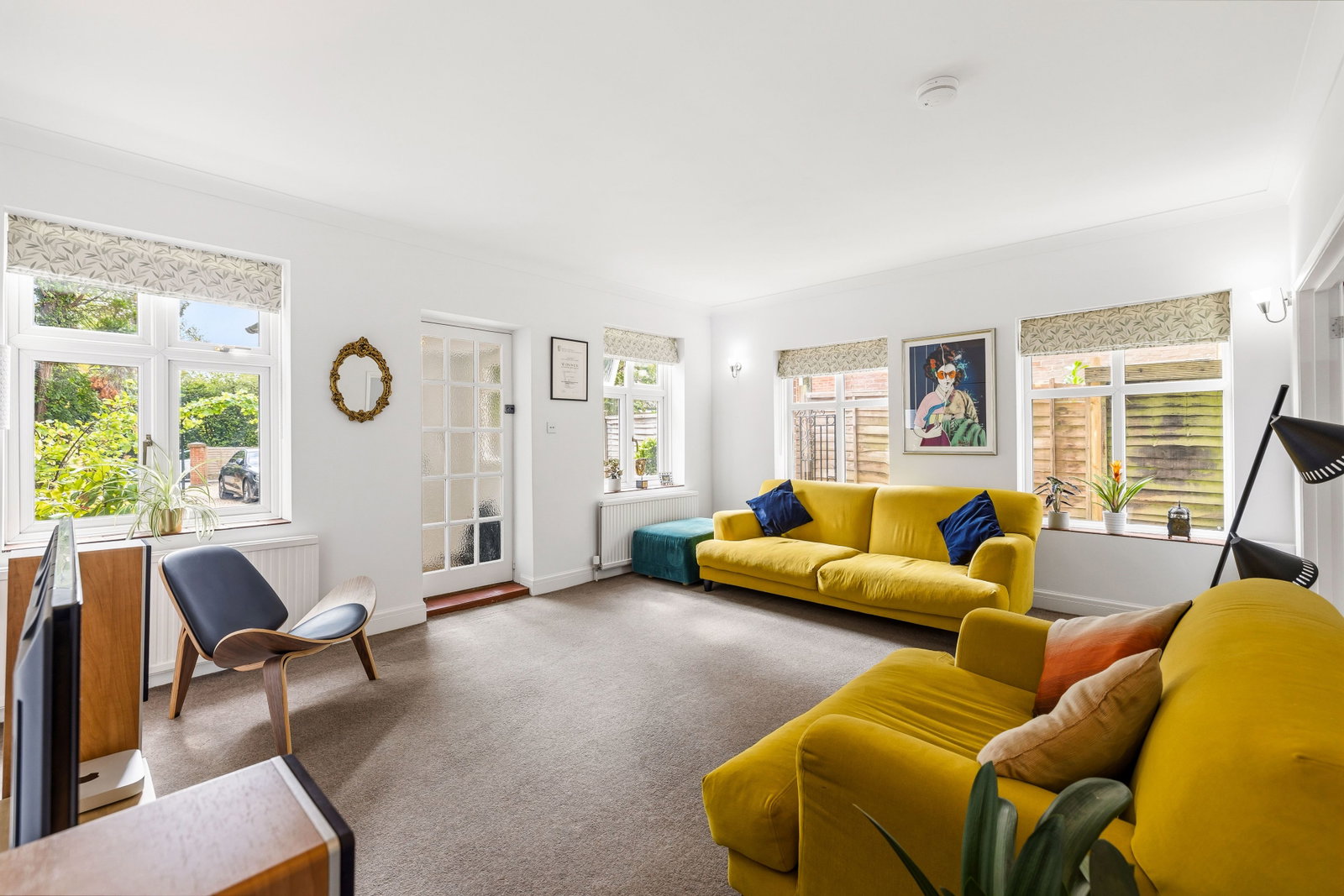 Detached House for sale in Haywards Heath, The Coach House, Balcombe Road, Haywards Heath, West Sussex, RH16 1PB