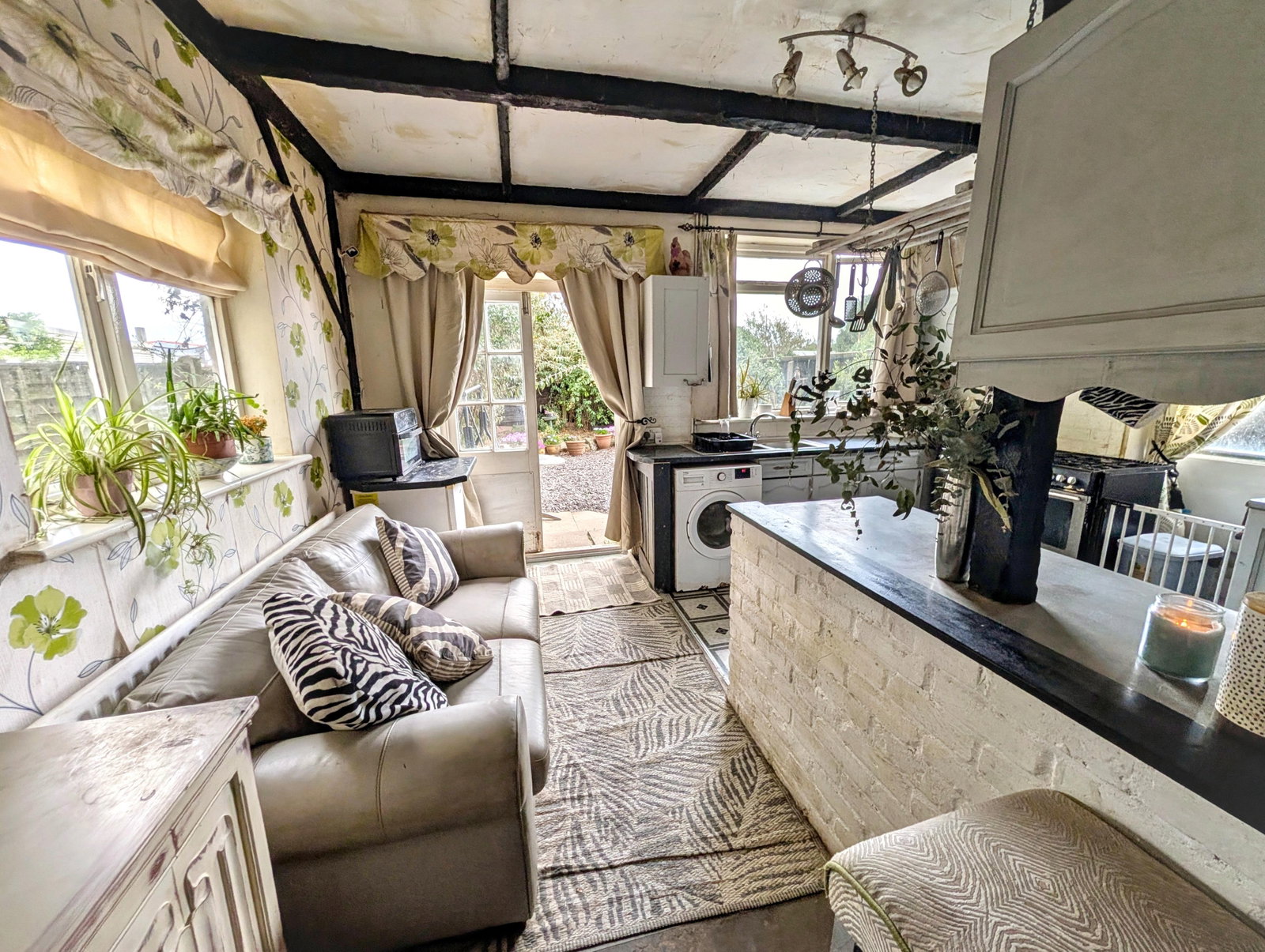 Detached House in Colchester