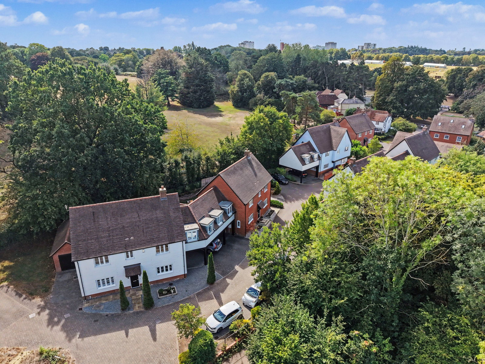 Link Detached House for sale in Harlow, Arbour Mews, Harlow Town Park, CM20 2FL, 1845 m²