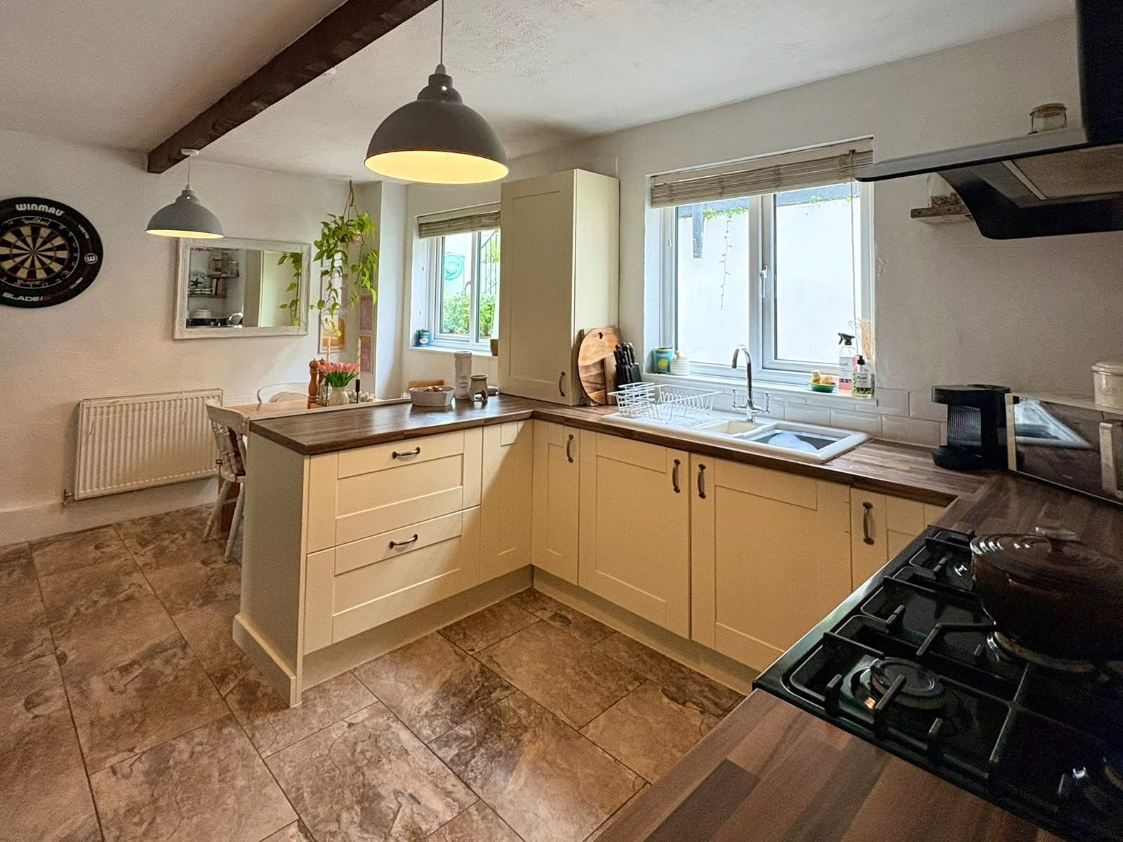 End Of Terrace House for sale in Par, Tywardreath Highway, Par, Cornwall, PL24, 965 m²
