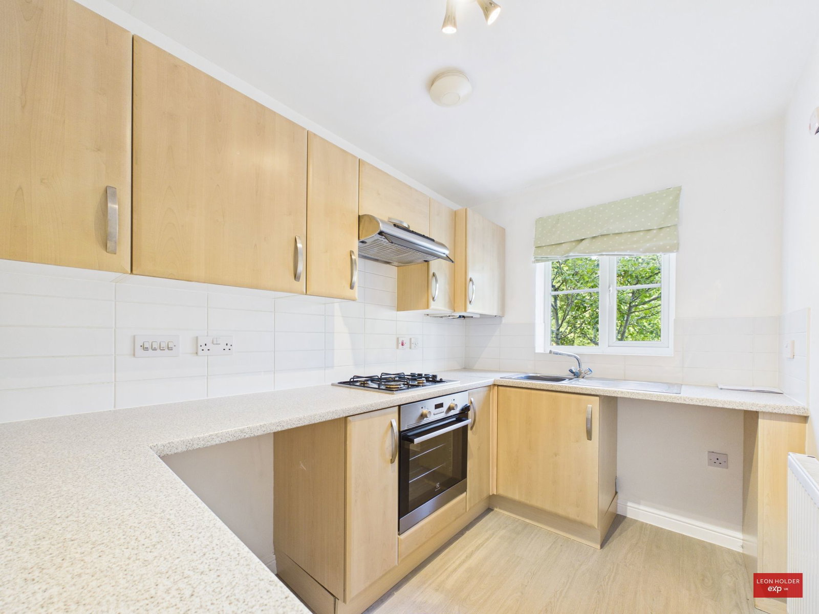 Semi Detached House in Gloucester