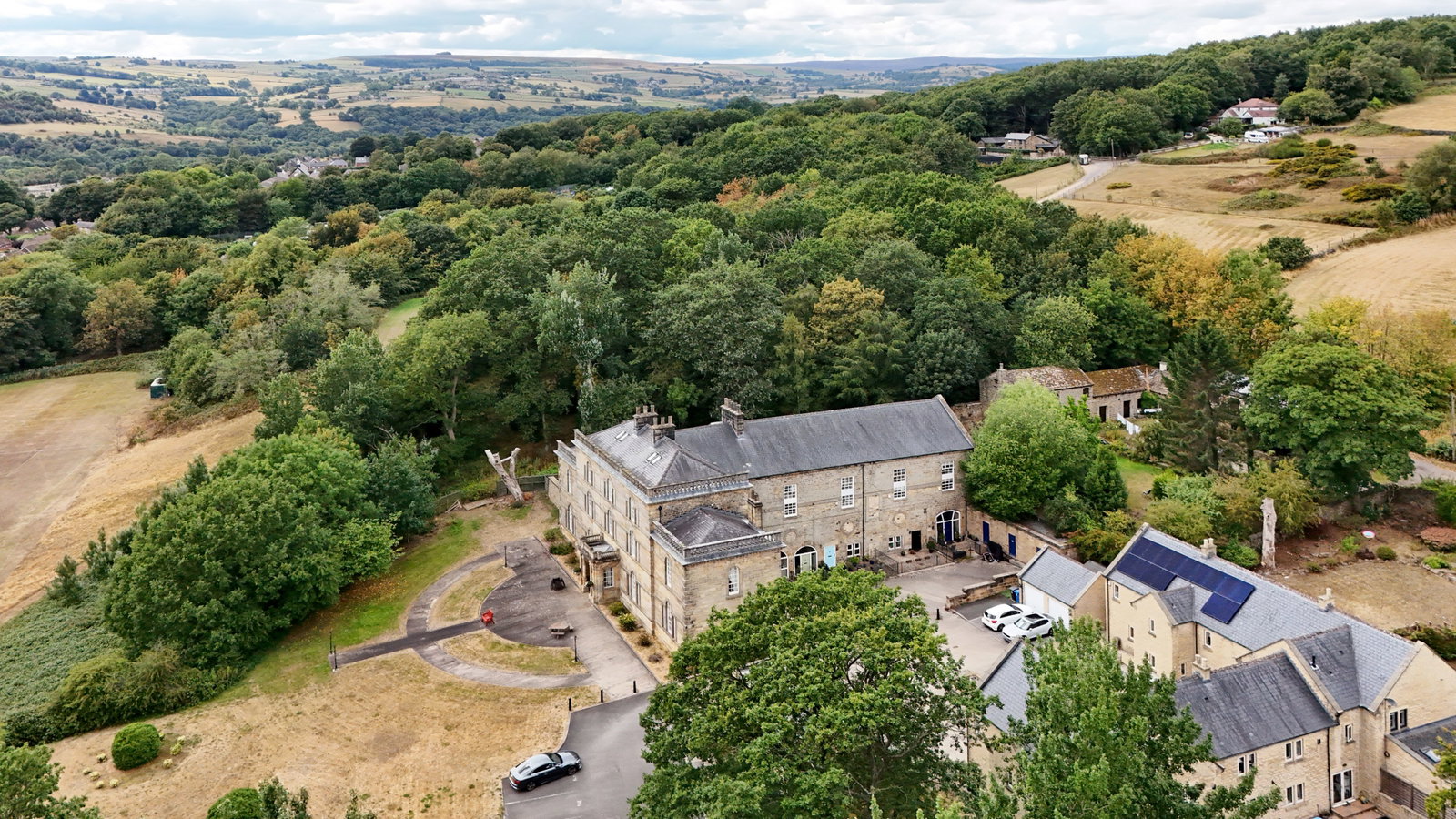 Town House for sale in Sheffield, Loxley Court, Ben Lane, Loxley, S6 4SF, 1511 m²