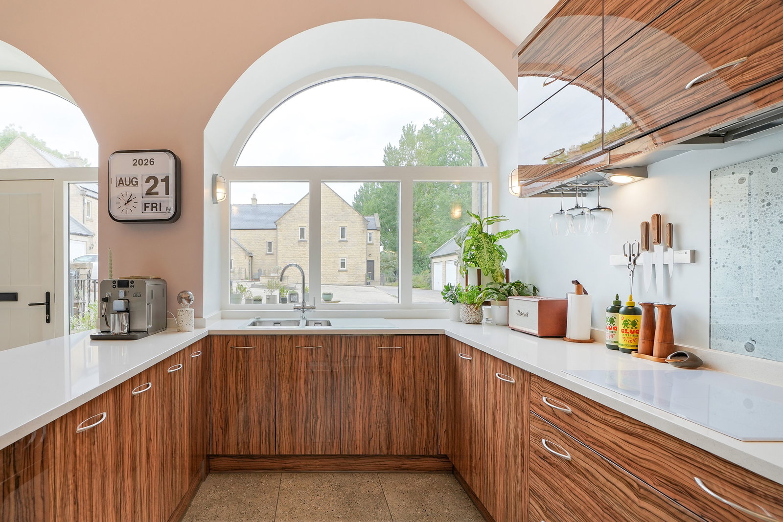 Town House for sale in Sheffield, Loxley Court, Ben Lane, Loxley, S6 4SF, 1511 m²