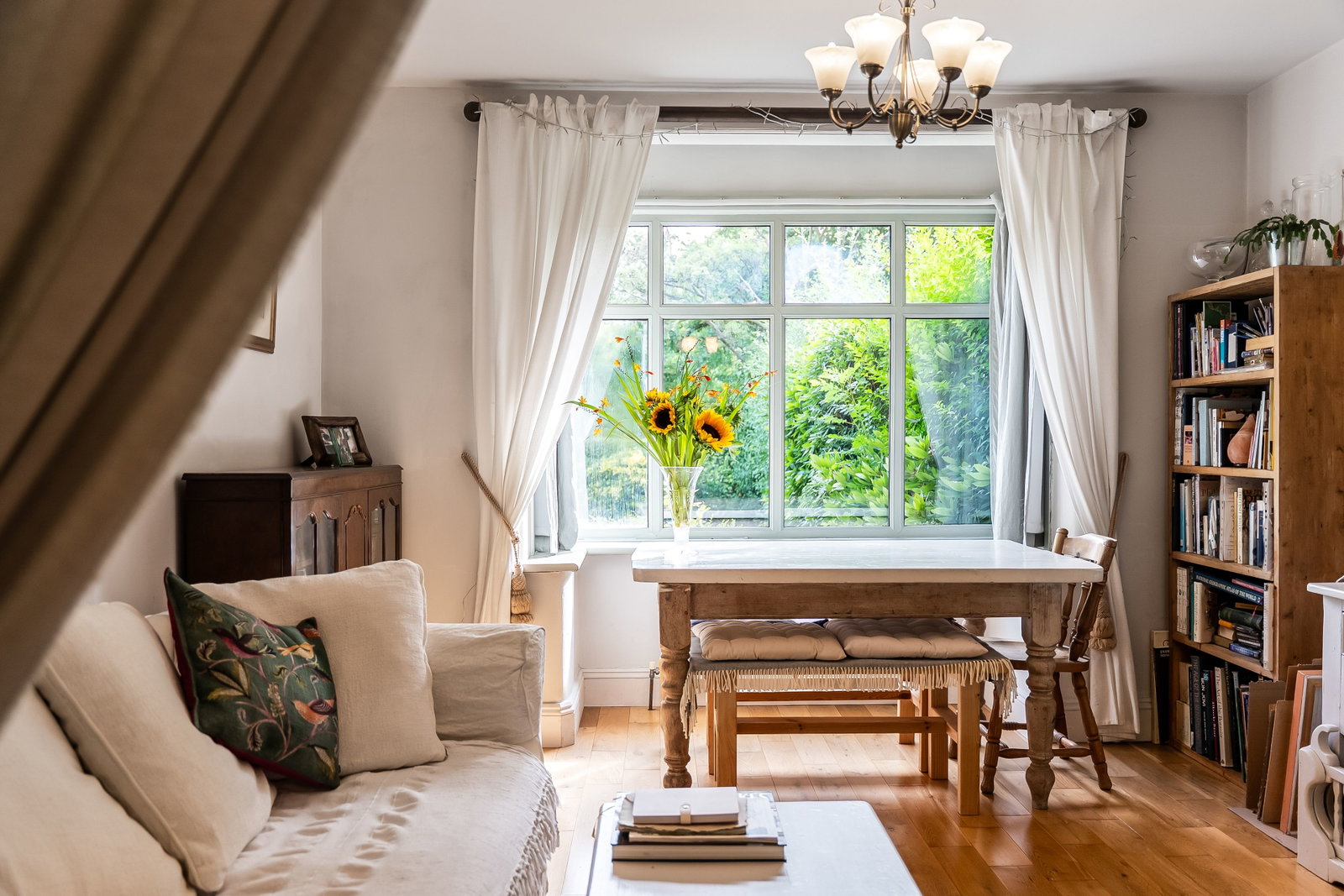 Semi Detached House in Macclesfield 4