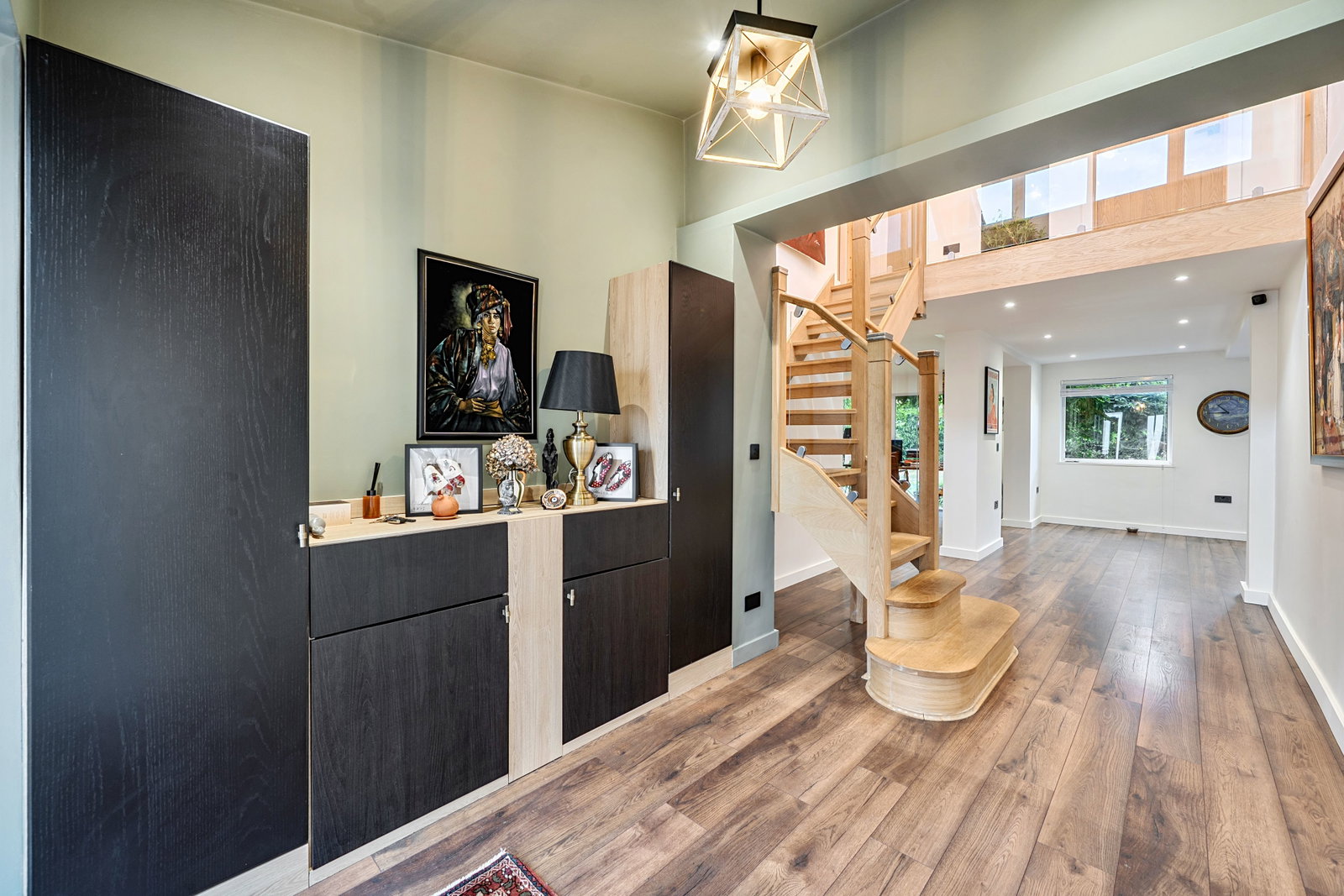 Detached House for sale in Bushey, Wren Crescent, Bushey, WD23