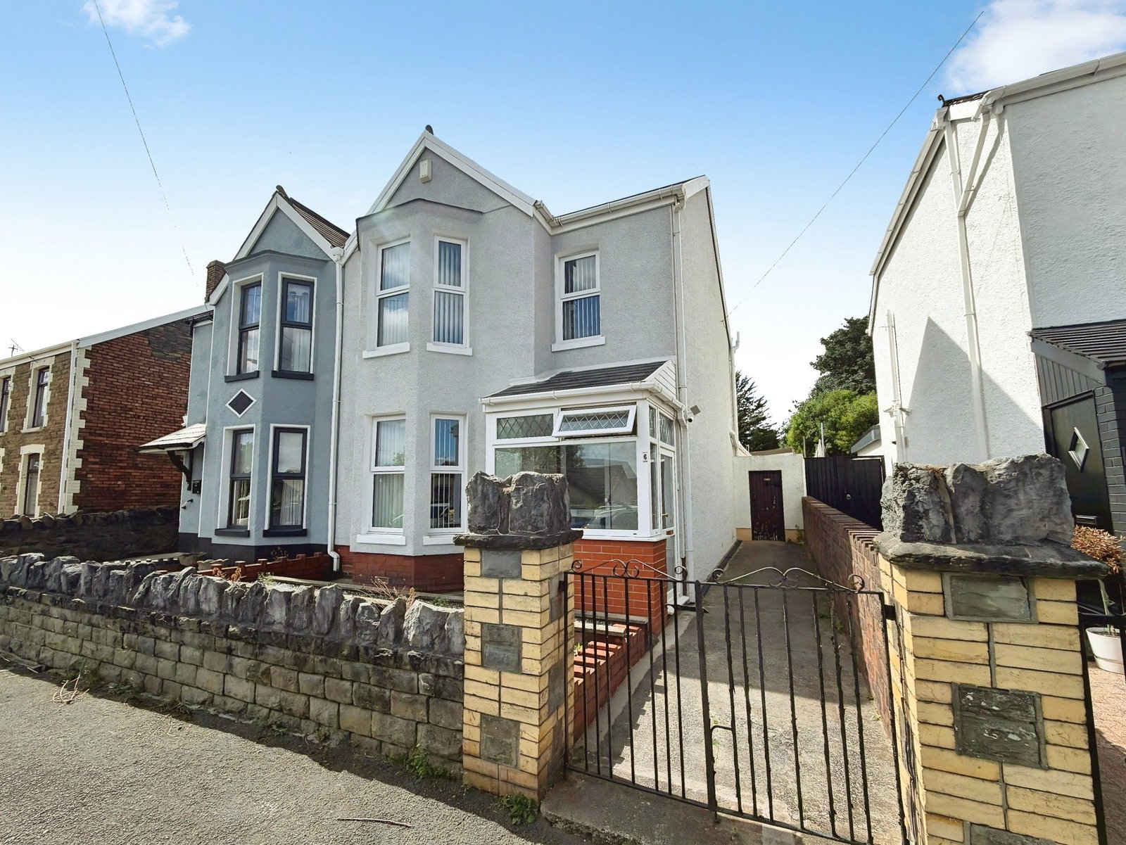 Semi Detached House in Neath