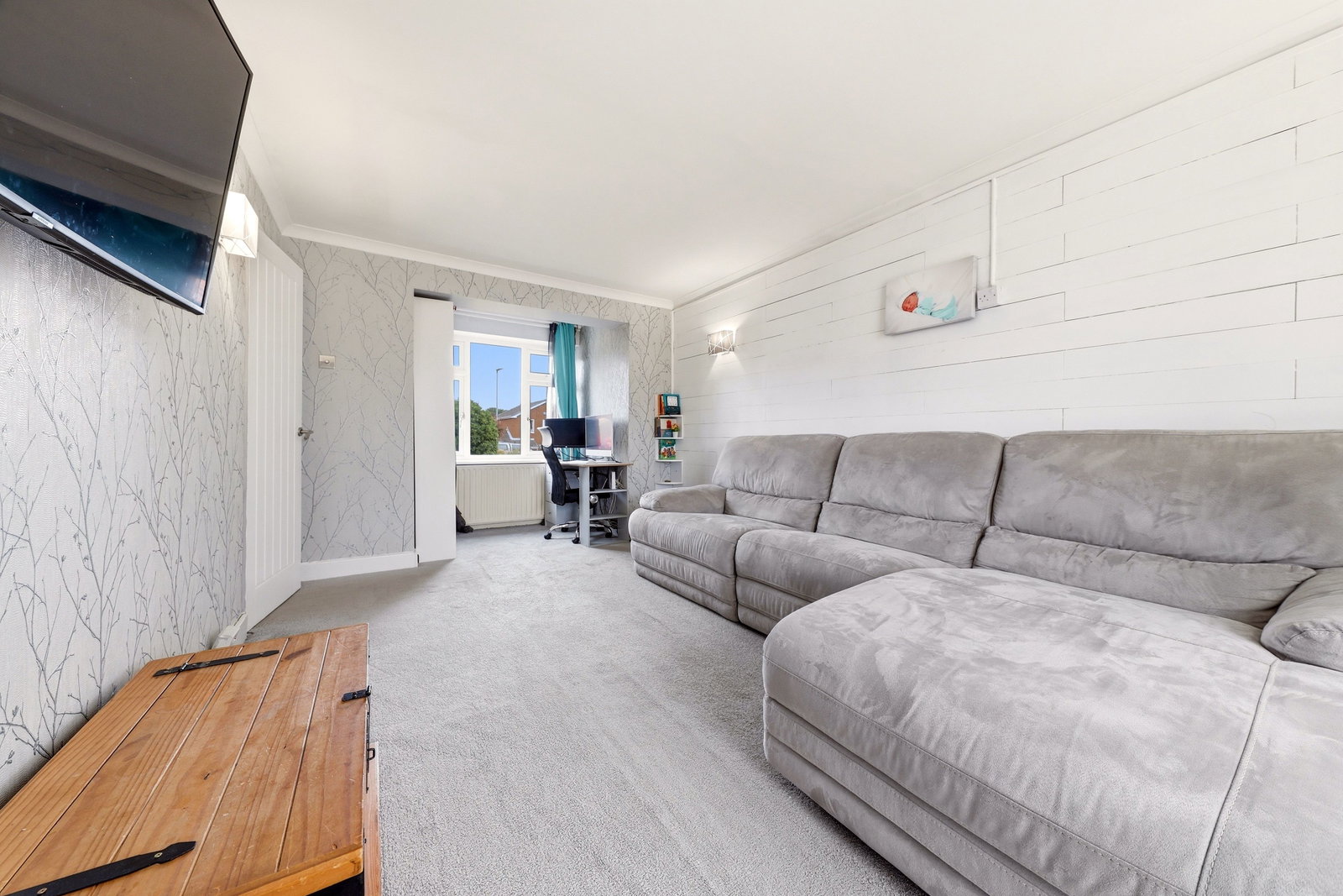 Detached House in Castleford 5