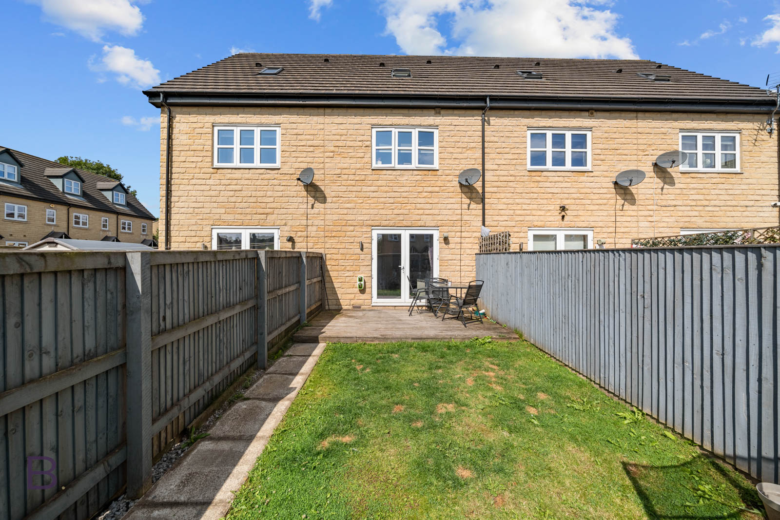 Semi Detached House in Bradford 2