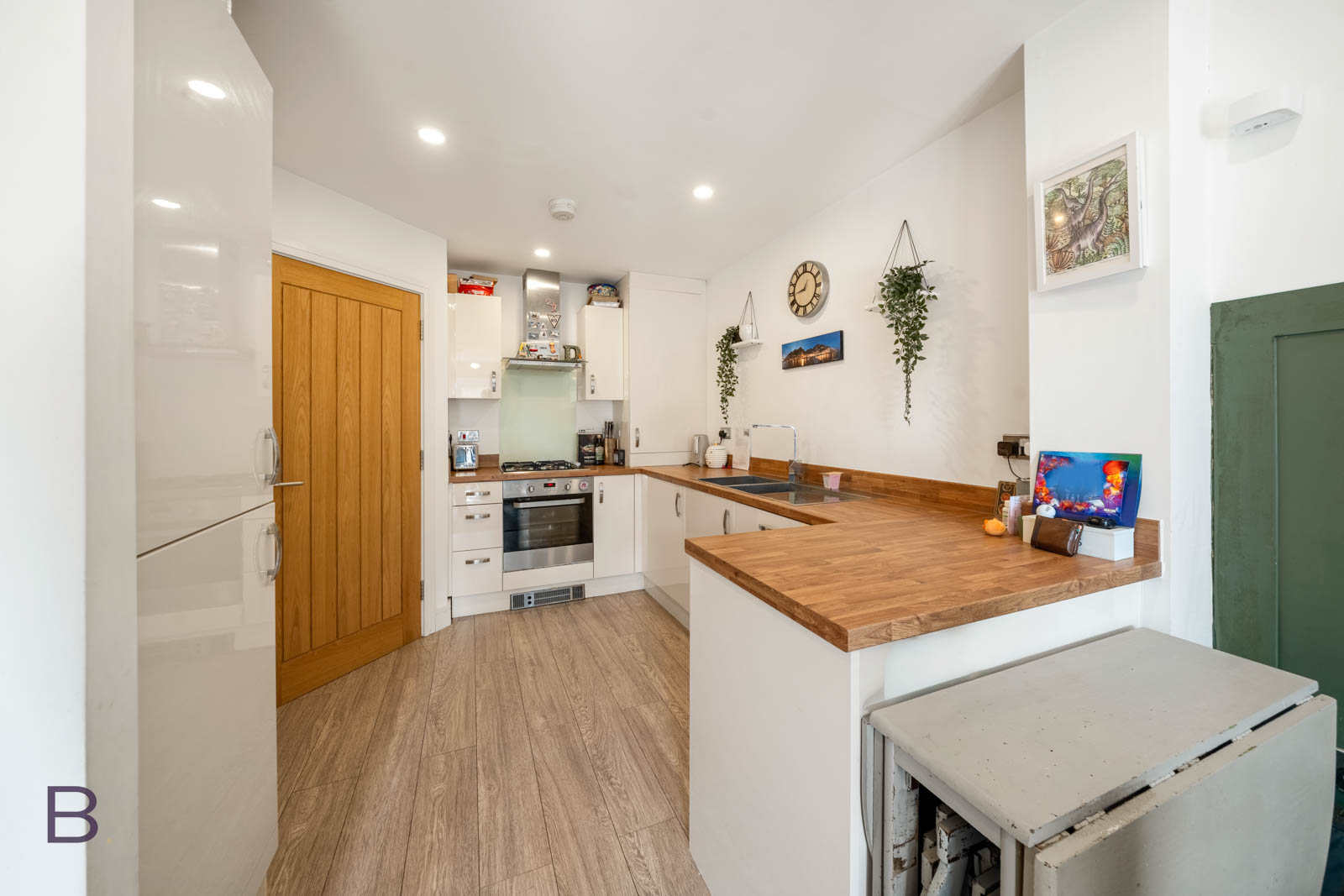 Semi Detached House in Bradford