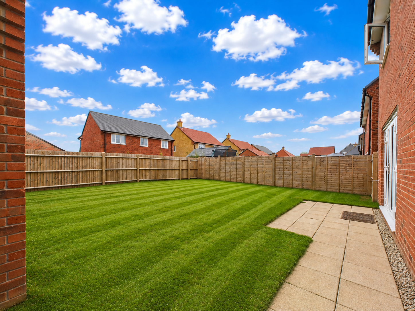 Detached House in Gloucester 5