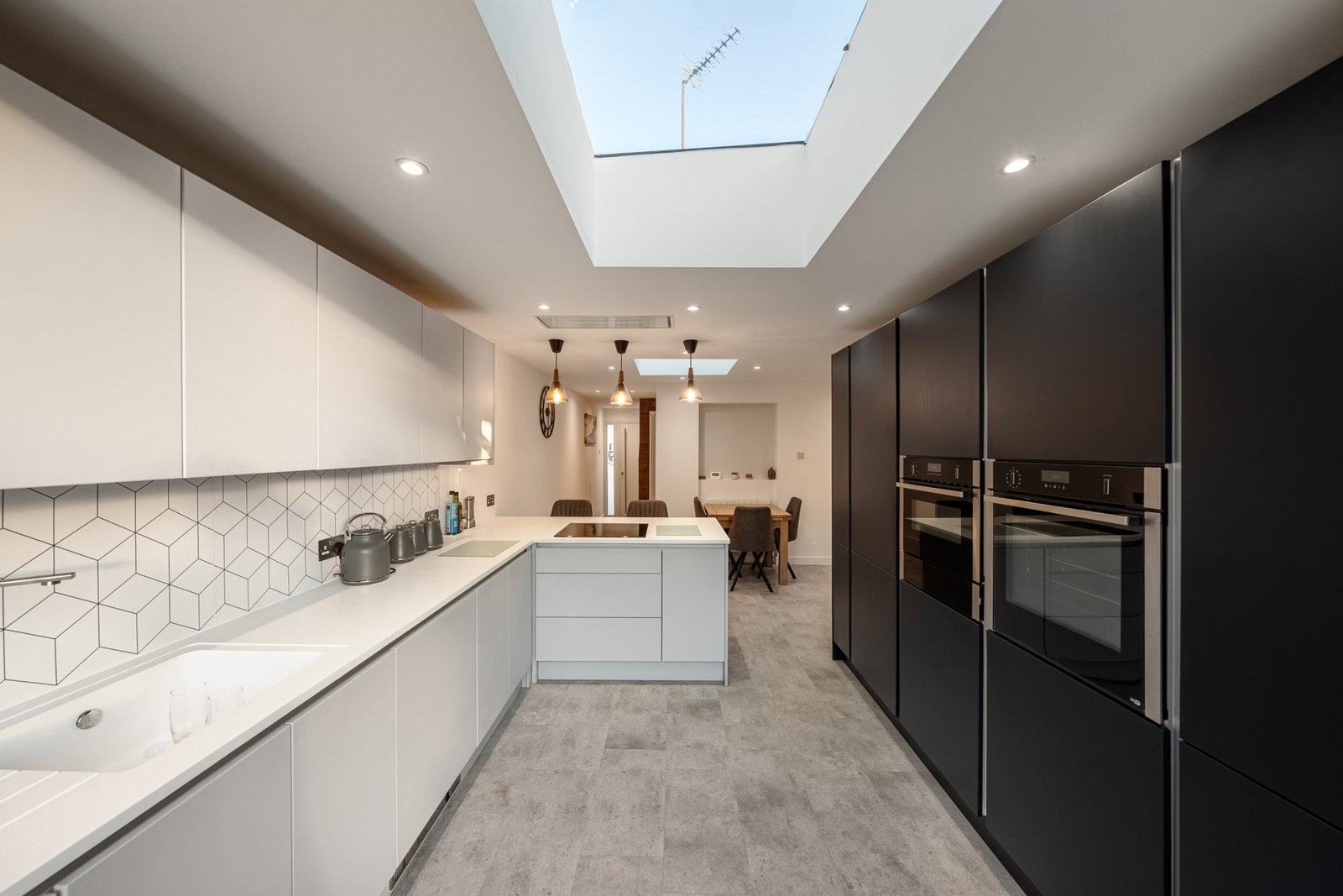 Detached House for sale in Orpington, Lovibonds Avenue, Orpington, BR6 8EN, 1872 m²