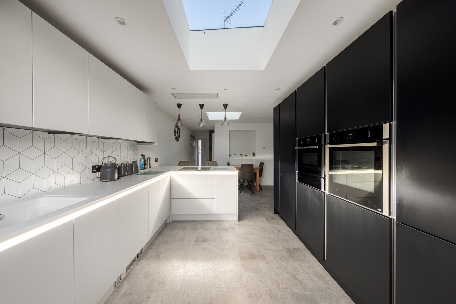 Detached House for sale in Orpington, Lovibonds Avenue, Orpington, BR6 8EN, 1872 m²