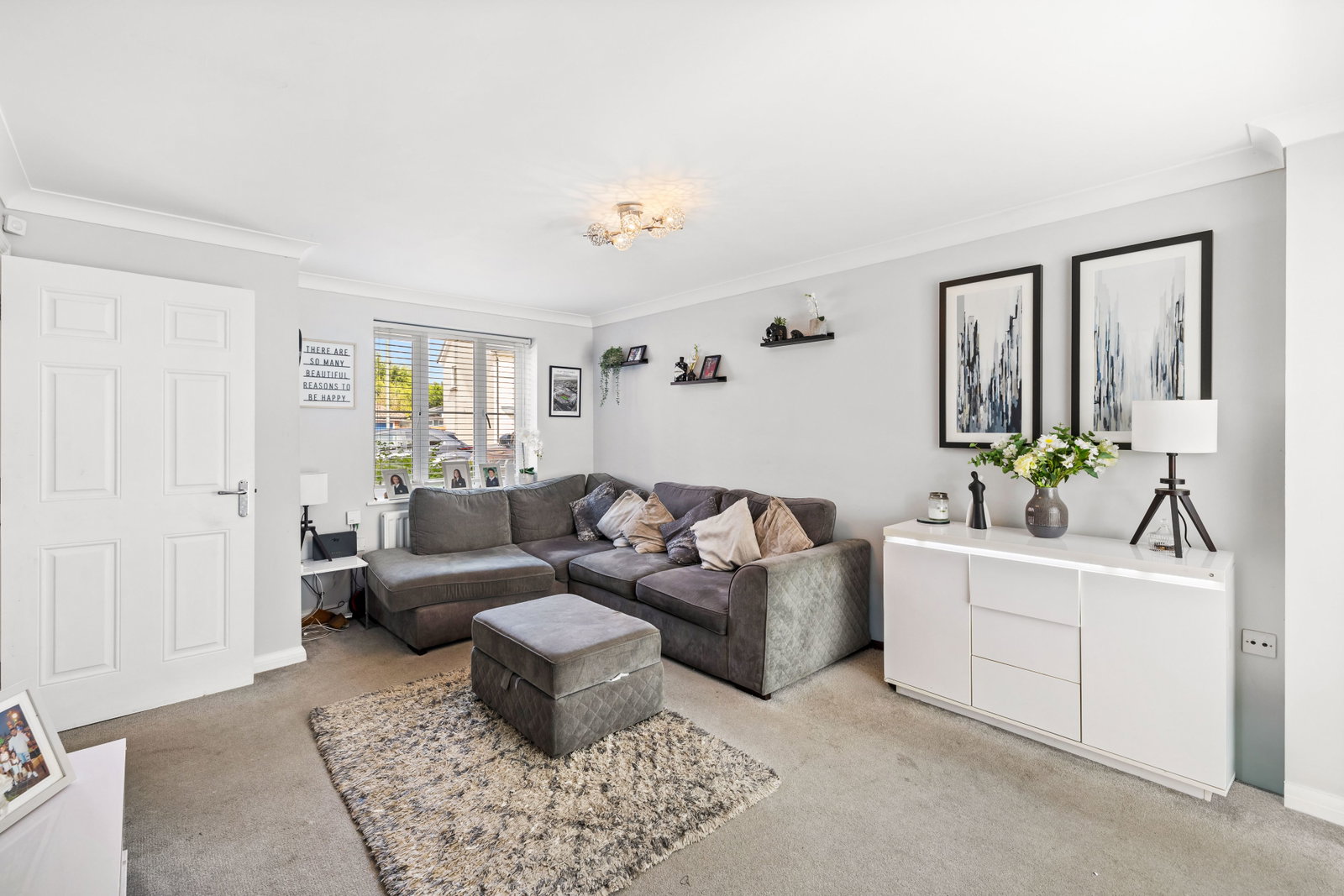 Semi Detached House for sale in Lingfield, Knights Mead, Lingfield