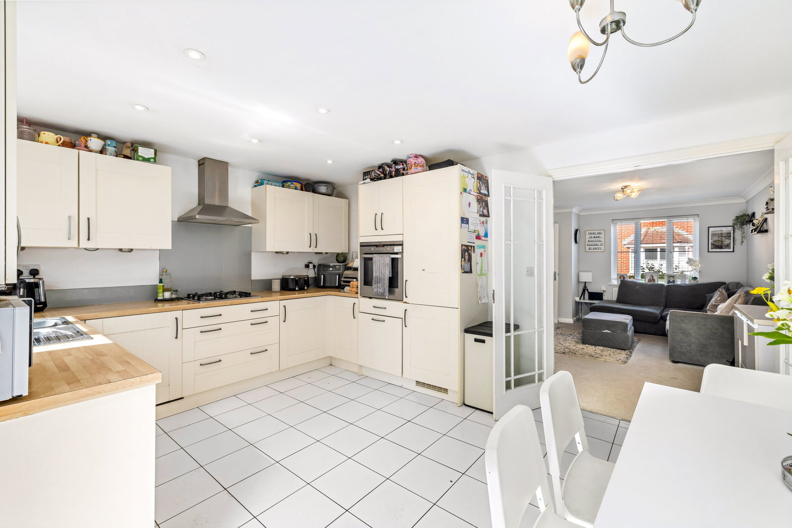 Semi Detached House for sale in Lingfield, Knights Mead, Lingfield
